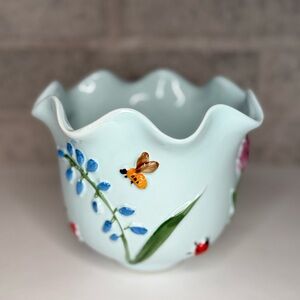 Vintage Style Ruffled Ceramic Planter Bowl Light Blue Floral Butterfly Bee 7”